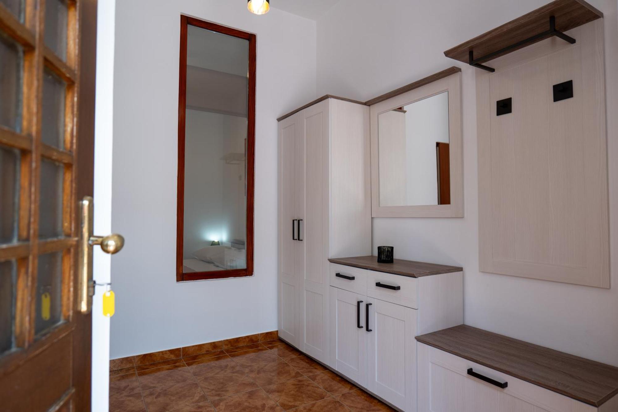 Irena'S Place A1 로비니 객실 사진