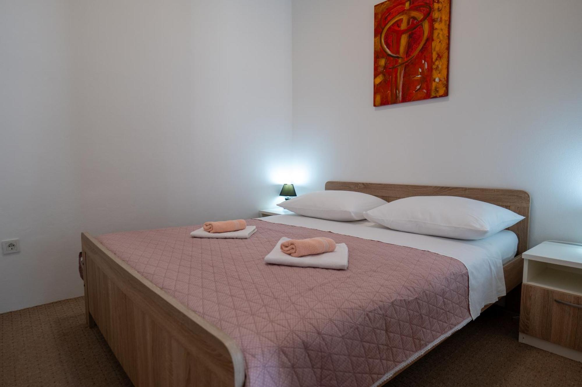Irena'S Place A1 로비니 외부 사진